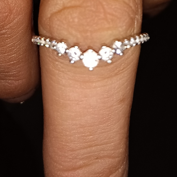 silver ring - Picture 3 of 4